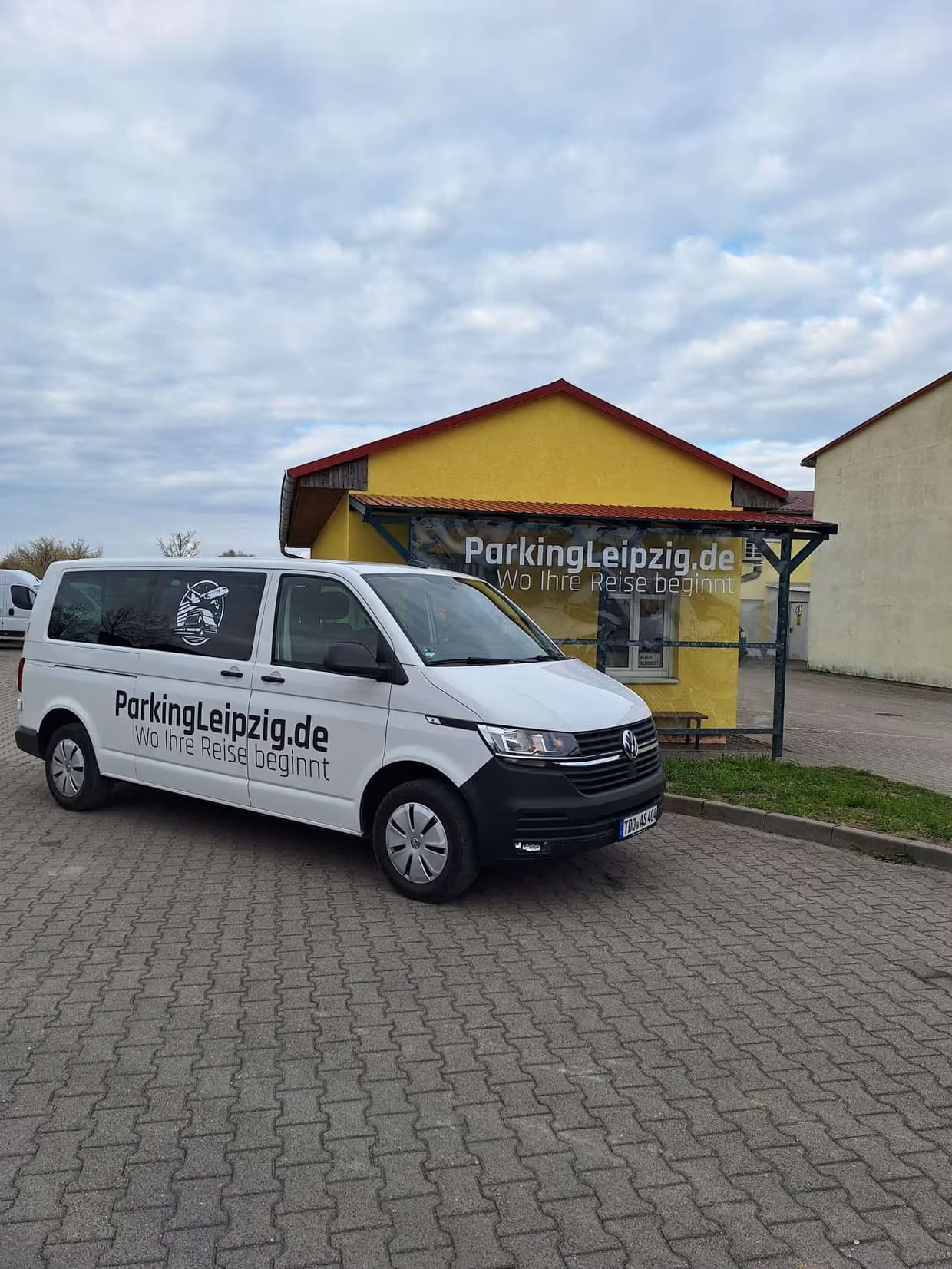 Kostenloser, klimatisierter Shuttle-Service – ParkingLeipzig.de